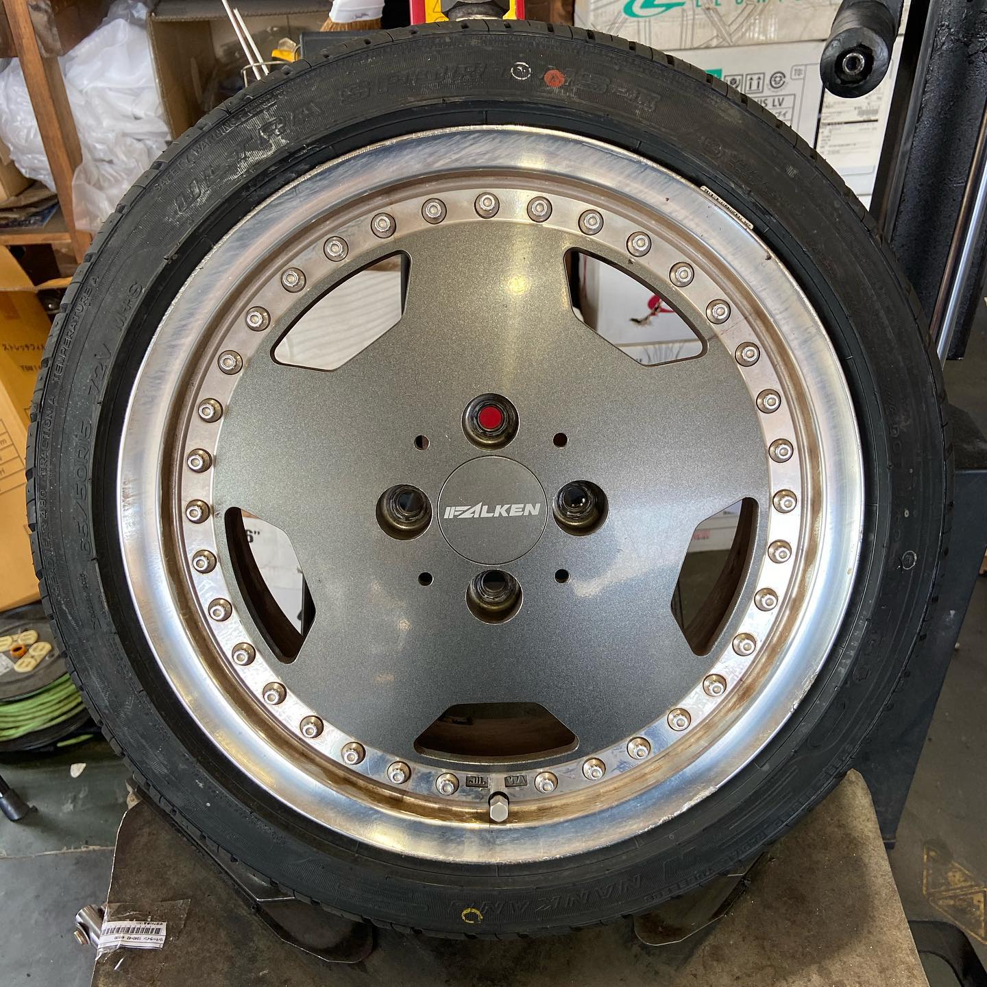 15インチ 6.5J 165/50R15 ホイール装着例 - CARSERVICE GRAVITY