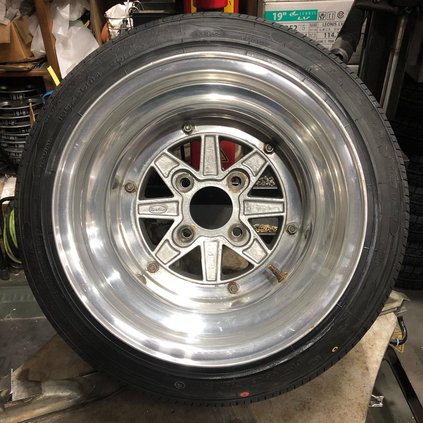 14インチ 10J 185/55R14 ホイール装着例 - CARSERVICE GRAVITY
