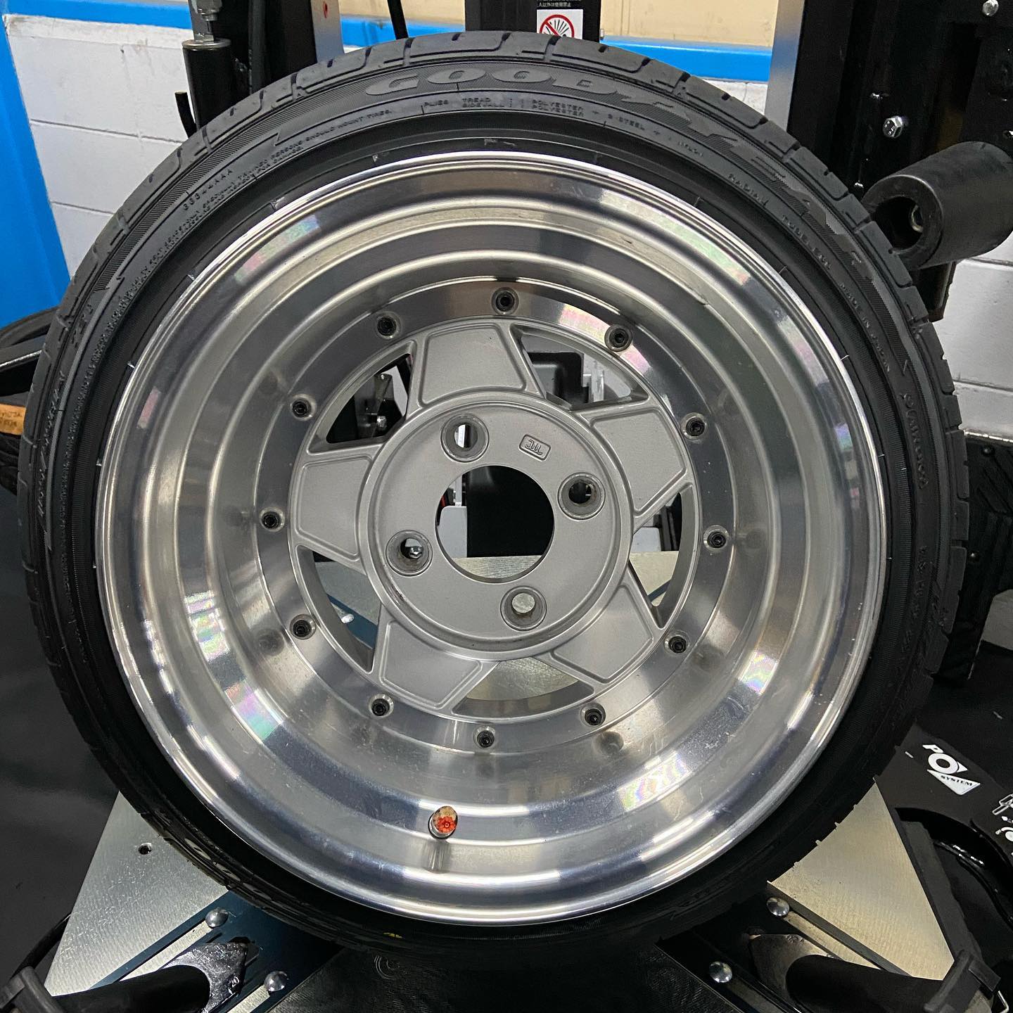 14インチ 9J 165/55R14 ホイール装着例 - CARSERVICE GRAVITY