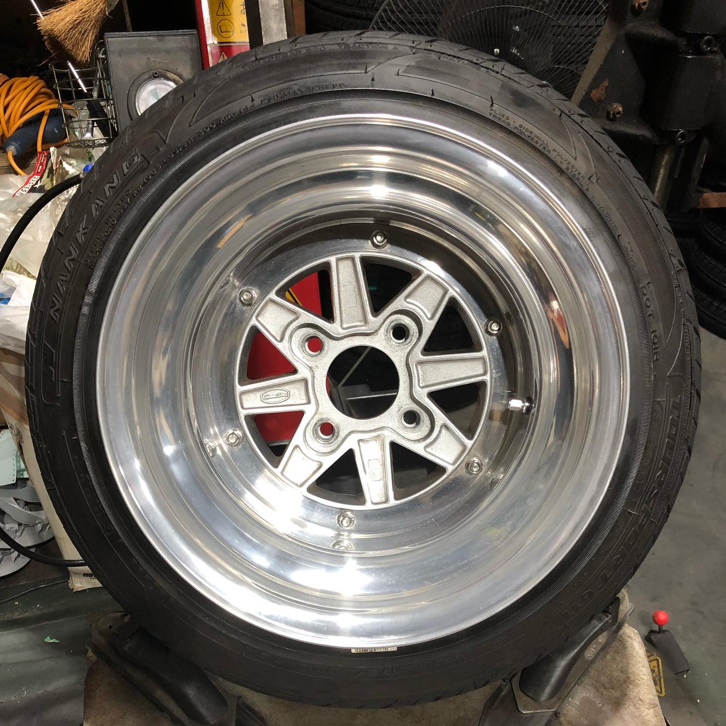 14インチ 10J 175/60R14 ホイール装着例 - CARSERVICE GRAVITY