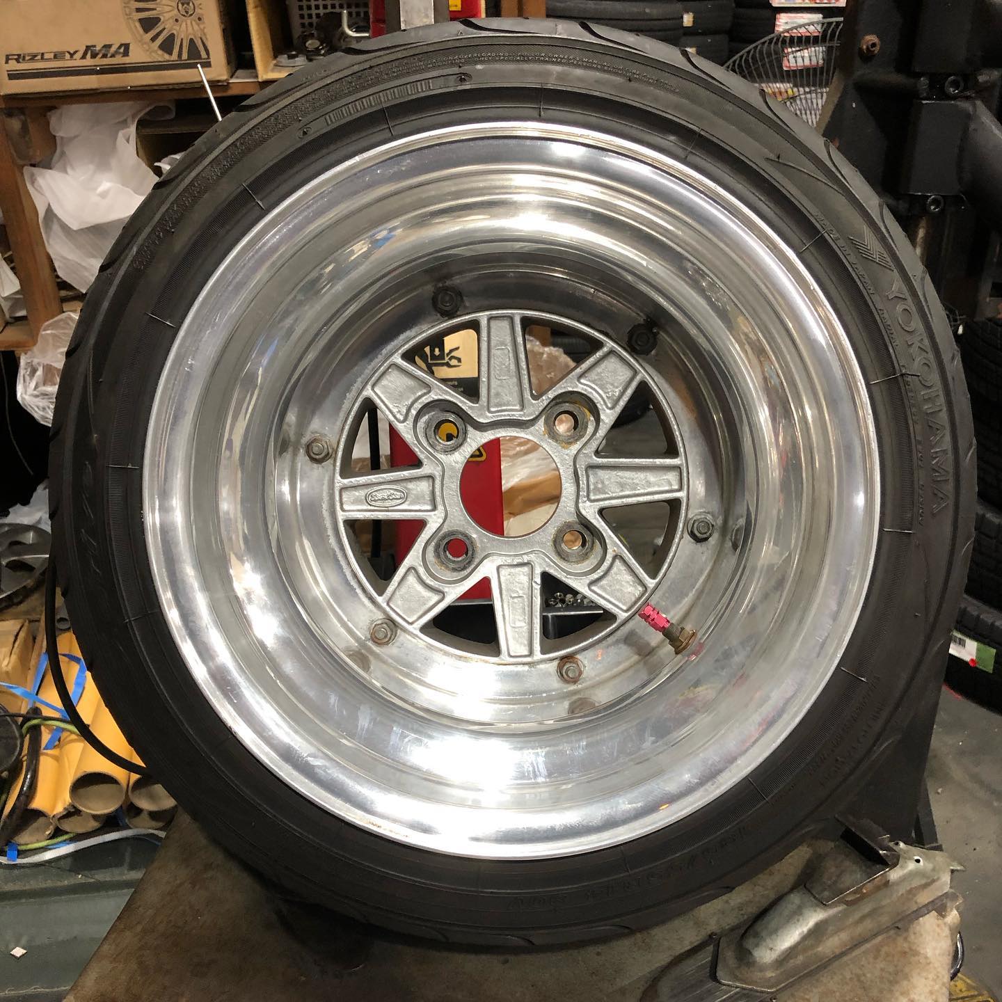 14インチ 10J 185/55R14 ホイール装着例 - CARSERVICE GRAVITY