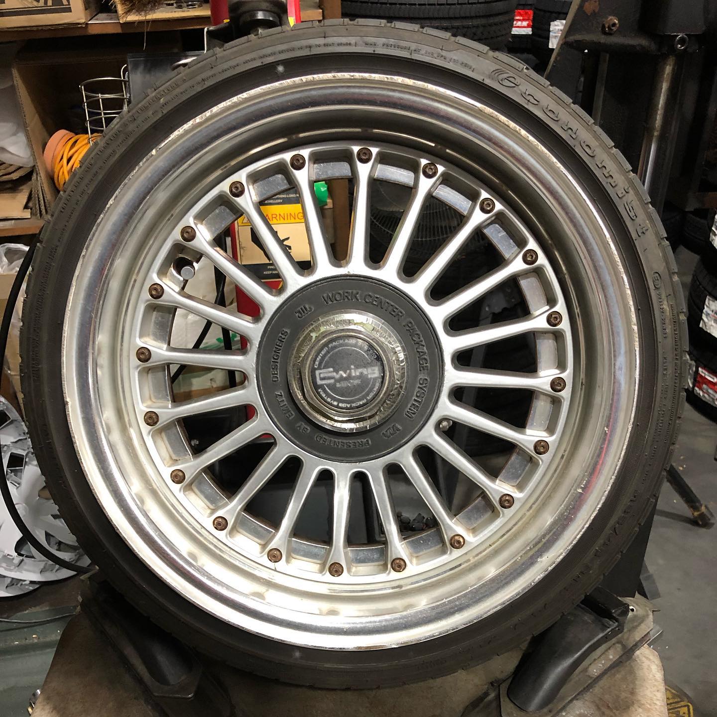 15インチ 7.5J 165/45R15 ホイール装着例 - CARSERVICE GRAVITY