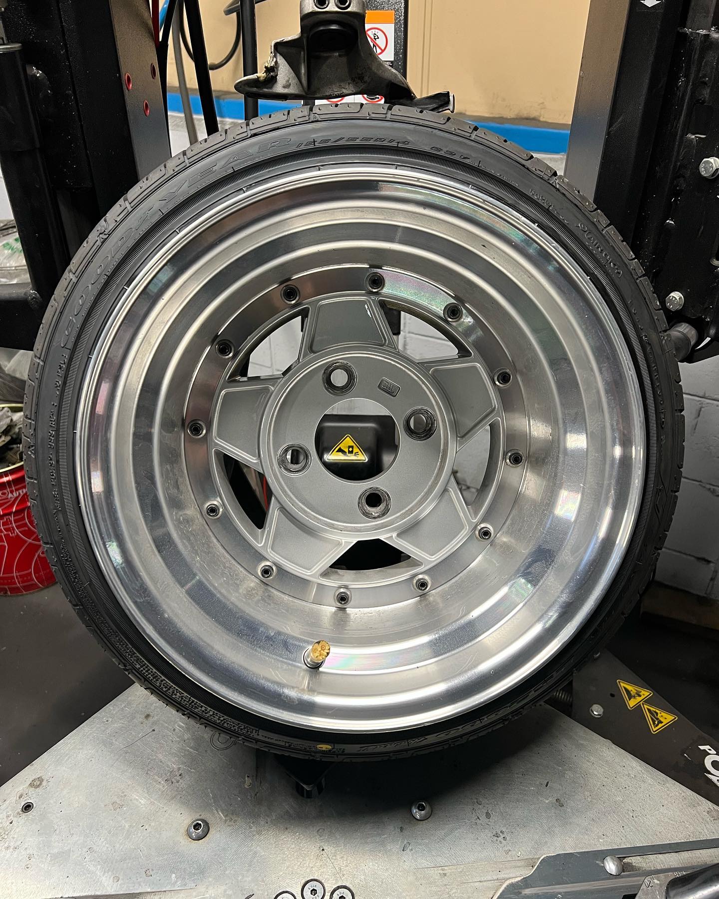 14インチ 9J 155/55R14 ホイール装着例 - CARSERVICE GRAVITY