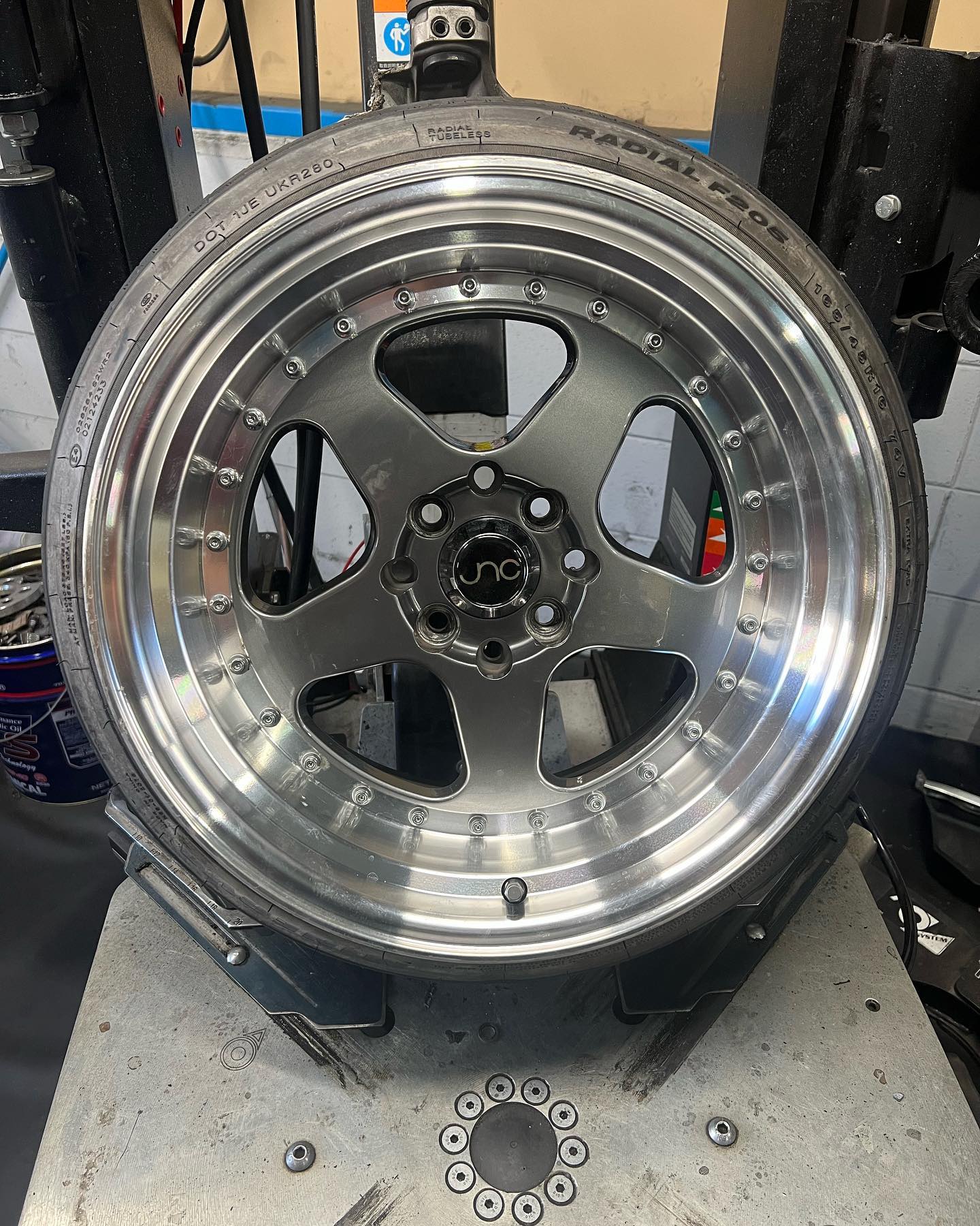 16インチ 9J 165/45R16 ホイール装着例 - CARSERVICE GRAVITY