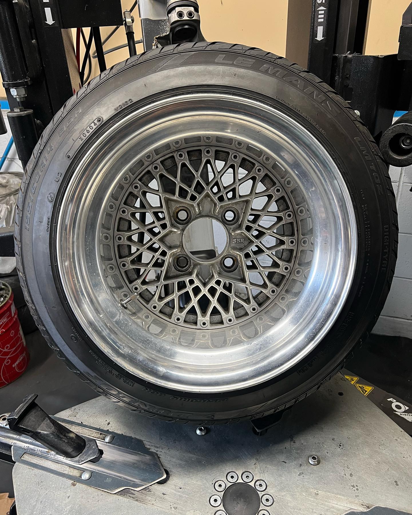 14インチ 11J 195/60R14 ホイール装着例 - CARSERVICE GRAVITY