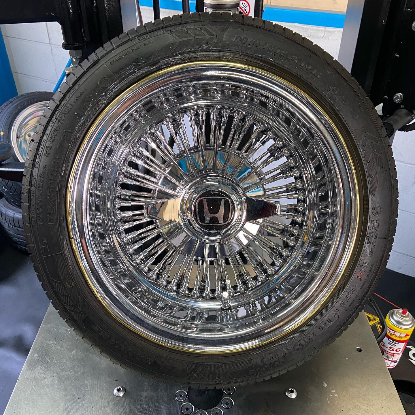 13インチ 7.5J 175/50R13 ホイール装着例 - CARSERVICE GRAVITY