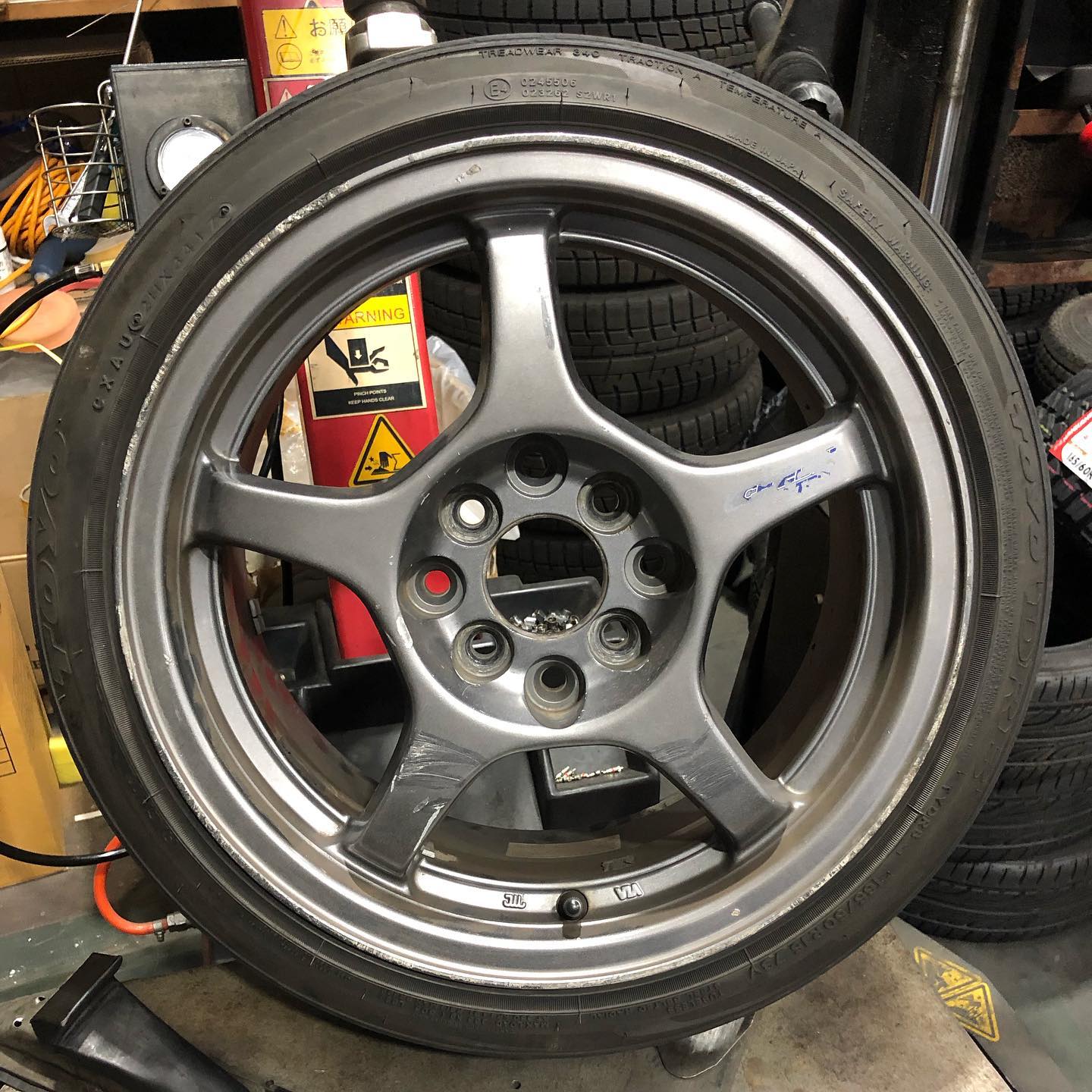 15インチ 6.5J 165/50R15 ホイール装着例 - CARSERVICE GRAVITY