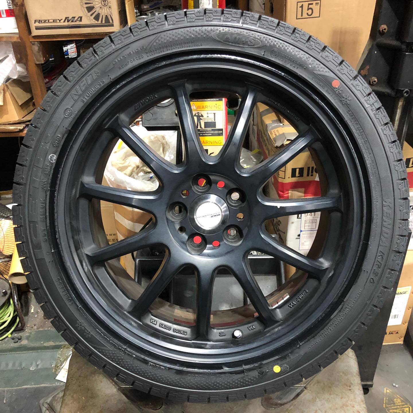 17インチ 7J 215/45R17 ホイール装着例 - CARSERVICE GRAVITY