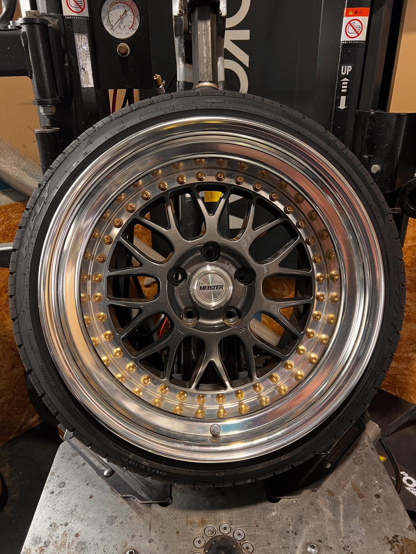 17インチ 10J 205/40R17 ホイール装着例 - CARSERVICE GRAVITY