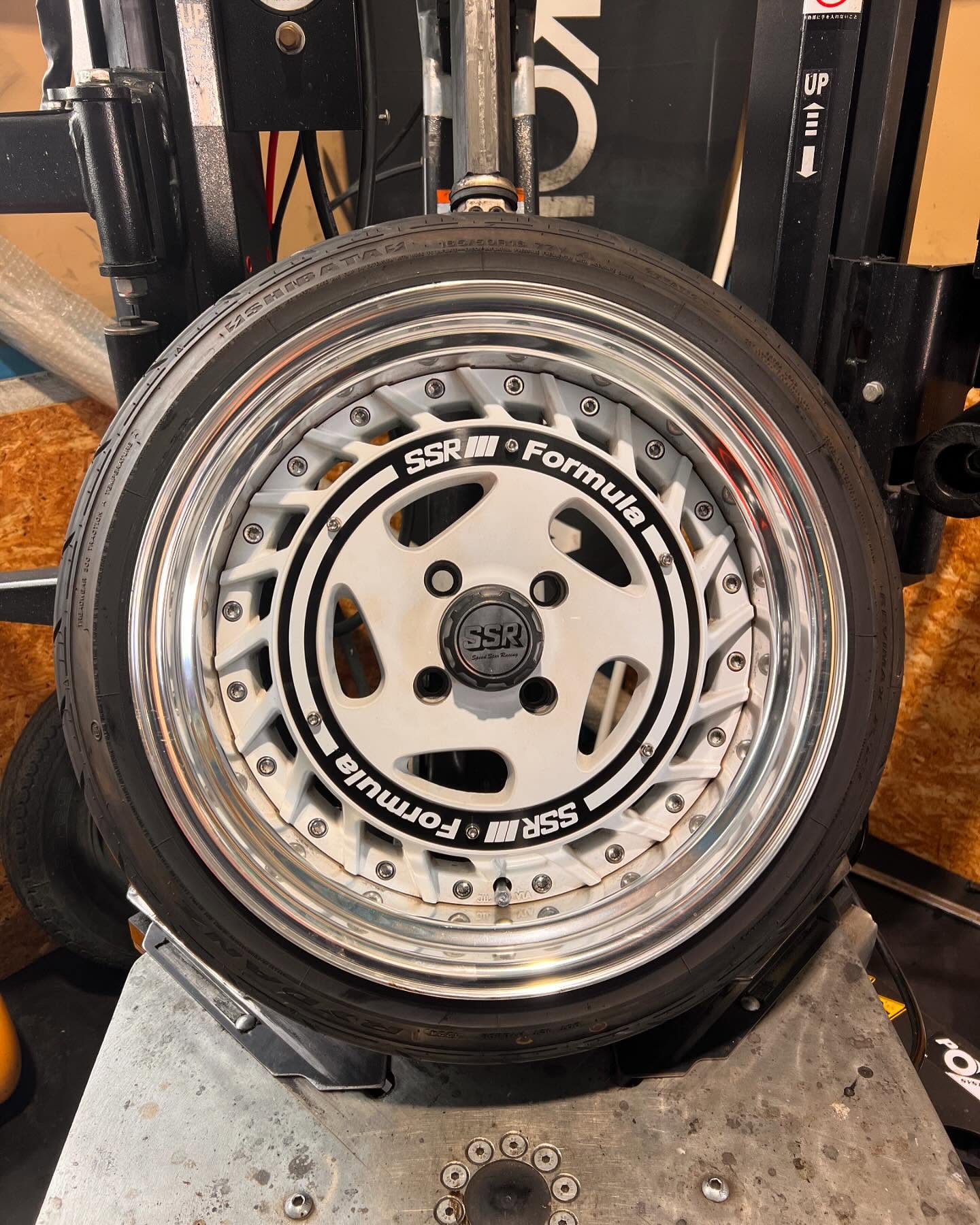 16インチ 8.5J 165/50R16 ホイール装着例 - CARSERVICE GRAVITY